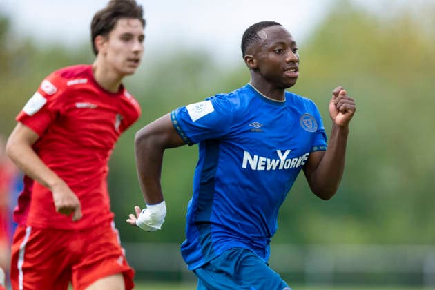 U17 DFB Youth League Preliminary Round Group H FC Rot Weiß Erfurt vs. Eintracht Braunschweig Erfurt 05 09 2026 Famara Touray 9 Eintracht Braunschweig U17 U17 DFB Youth League Preliminary Round Group H FC Rot Weiß Erfurt vs. Eintracht Braunschweig Main Field, Cyriaksgebreite, Erfurt, September 5, 2026 DFB REGULATIONS PROHIBIT ANY USE OF PHOTOGRAPHS AS IMAGE SEQUENCES AND OR QUASI-VIDEO Copyright: xBEAUTIFULxSPORTS Duehringx