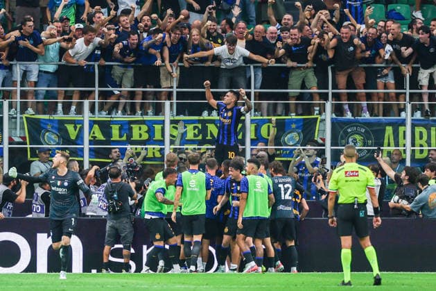 IPA88181293 - Lautaro Martinez of FC Internazionale celebrates during the Serie A Enilive 2026 27 soccer match between FC Internazionale and SSC Napoli  Copyright: xFabrizioxCarabelli IPAxSportx xx 88181293