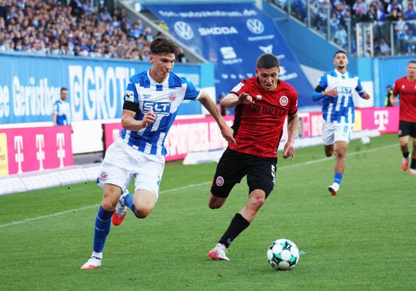FC Hansa Rostock vs. SV Wehen Wiesbaden, Rostock, September 5, 2026, Soccer 3rd Division, FC Hansa Rostock vs. SV Wehen Wiesbaden, Peter Kiedl (FC Hansa Rostock, left) with Niklas May (SV Wehen Wiesbaden), Rostock, Ostseestadion, Mecklenburg-Western Pomerania, Germany