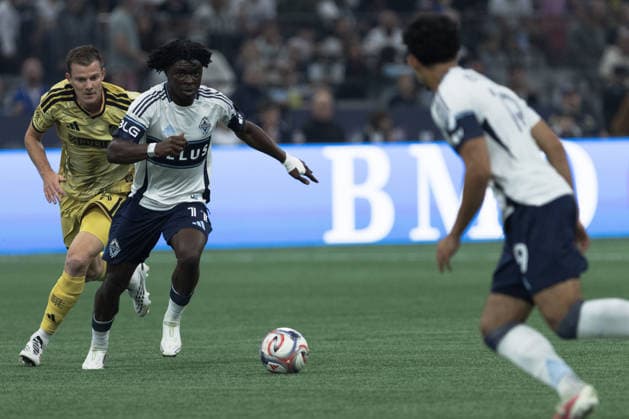 Emmanuel Sabbi and Christopher Durkin seen during MLS, Fussball Herren, USA game between teams of Vancouver Whitecaps FC and St. Louis City SC(Gael Amador Ball Raw Images) Vancouver BC Place Canada Copyright: xGaelxAmadorx Whitecaps_StLouis0079