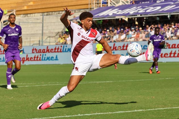 ACF Fiorentina v Torino FC - Serie A 2026 27 Che Adams in action during the Italian Serie A football match between ACF Fiorentina and Torino F.C. at the Artemio-Franchi stadium in Florence, Italy, on September 5, 2026. Firenze FI Italy  Copyright: xPaoloxGiulianix originalFilename:giuliani-acffiore260905_npd0F.jpg