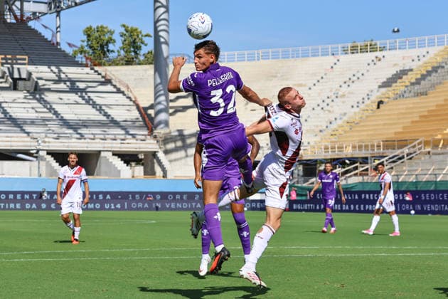 ACF Fiorentina v Torino FC - Serie A 2026 27 Mateo Pellegrino of ACF Fiorentina in action during the Italian Serie A football match between ACF Fiorentina and Torino F.C. at the Artemio-Franchi stadium in Florence, Italy, on September 5, 2026. Firenze FI Italy  Copyright: xPaoloxGiulianix originalFilename:giuliani-acffiore260905_npsxf.jpg