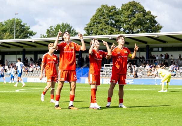 Soccer, A Juniors, 2026–2027 Season, DFB Youth League, Preliminary Round, Group B, Matchday 5, Hertha BSC U19 vs. 1. FC Union Berlin U19, from left: Oskar Engel (U19), 1. FC Union Berlin, Linus Güther 1. FC Union, Luka Vulin U19, 1. FC Union Berlin, Celebrating the 1–4 goal, September 6, 2026, Copyright: xMatthiasxKochx