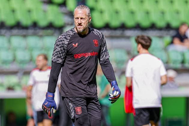 GRONINGEN - FC Twente goalkeeper Remko Pasveer ahead of the Eredivisie match between FC Groningen and FC Twente at the Euroborg on September 6, 2026 in Groningen, the Netherlands. MARCEL TER BALS ANP Eredivisie 2026 27 xVIxANPxSportx xMarcelxterxBalsxIVx 567352675 originalFilename: 567352675.jpg