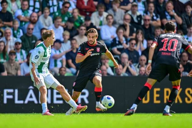 GRONINGEN , 06-09Ã2026 , Stadium Euroborg , season 2026 2027 , Dutch Eredivisie football , match between FC Groningen and FC Twente , picture shows Twente player Bart van Rooij Groningen - Twente  x206571120x Copyright: