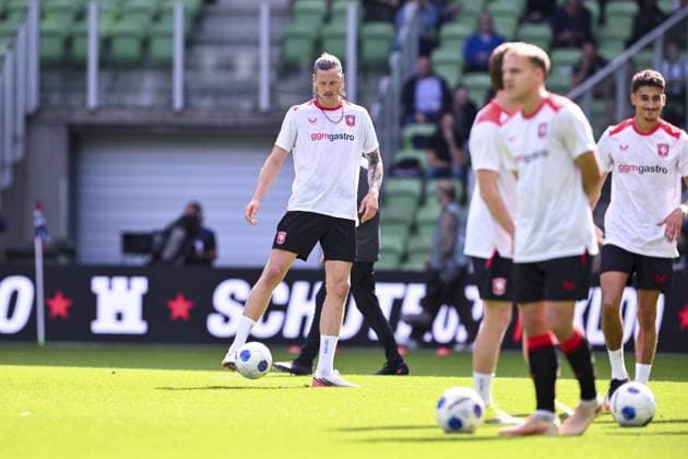 GRONINGEN - Wout Weghorst of FC Twente ahead of the Dutch Eredivisie match between FC Groningen and FC Twente at the Euroborg stadium on September 6, 2026, in Groningen, the Netherlands. COR LASKER ANP Eredivisie 2026 27 xVIxANPxSportx xxANPxIVx 567355106 originalFilename: 567355106.jpg