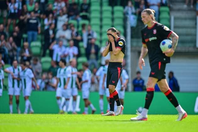 GRONINGEN , 06-09Ã2026 , Stadium Euroborg , season 2026 2027 , Dutch Eredivisie football , match between FC Groningen and FC Twente , picture shows Twente players disappointed during the match Groningen - Twente  x206571163x Copyright: