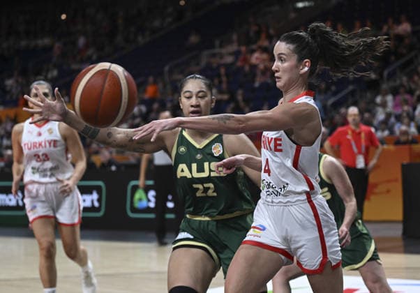 Turkiye v Australia - FIBA Women s Basketball World Cup BERLIN, GERMANY - SEPTEMBER 6: Turkiye s Olcay Cakir (4) in action during the FIBA 2026 Women s Basketball World Cup Group C match between Turkiye and Australia at Uber Arena in Berlin, Germany, on September 6, 2026. Halil Sagirkaya Anadolu Berlin Germany. Editorial use only. Please get in touch for any other usage.  Copyright: x2026xAnadoluxHalilxSagirkayax