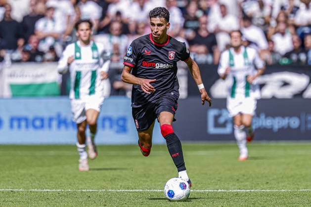 GRONINGEN - Younes Taha of FC Twente runs with the ball during the Eredivisie match between FC Groningen and FC Twente at the Euroborg on September 6, 2026, in Groningen, the Netherlands. MARCEL TER BALS ANP Eredivisie 2026 27 xVIxANPxSportx xMarcelxterxBalsxIVx 567361442 originalFilename: 567361442.jpg