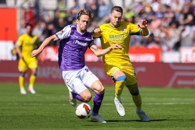 2026.09.06, xkwix, Fußball, 2.Liga, VfL Osnabrück - Eintracht Braunschweig, Stadion an der Bremer Brücke, 4.Spieltag, Saison 2026 2027: Jannik Mueller (VfL Osnabrueck 24) im Zweikampf gegen Maximilian Entrup (Eintracht Braunschweig 9) DFB regulations prohibit any use of photographs as image sequences and or quasi-video. Photo: xKamilxWilkowskixPressefotoKochx Niedersachsen Deutschland *** September 6, 2026, xkwix, Soccer, 2nd Division, VfL Osnabrück vs. Eintracht Braunschweig, Stadion an der Bremer Brücke, Matchday 4, 2026–2027 season: Jannik Mueller (VfL Osnabrück) 24 in a tackle against Maximilian Entrup (Eintracht Braunschweig) 9. DFB regulations prohibit any use of photographs as image sequences and or quasi-video. Photo: xKamilxWilkowskixPressefotoKochx Lower, Germany
