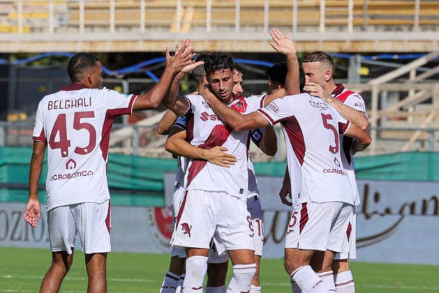 SOCCER - Serie A - ACF Fiorentina vs. Torino FC Photo by IPA ABACAPRESS.COM88189777 - Mandragora (No. 8, Torino) celebrates after scoring a goal during the Serie A soccer match between ACF Fiorentina and Torino FC at Stadio Artemio Franchi in Florence, Italy Florence Italy  Copyright: xIPAxSport ABACAx