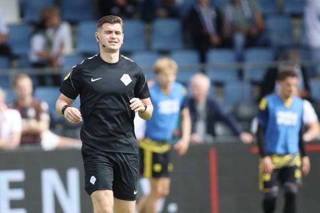 IJMUIDEN , 06-09-2026 , Buko Stadion , season 2026 2027 , Dutch , eredivisie , match between Telstar and Cambuur , picture shows, Referee Joey Kooij Telstar - Cambuur  x206574512x Copyright:
