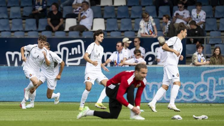 Football, Netherlands, Telstar v SC Cambuur