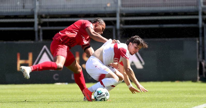 September 6, 2026, xfsx, Men s, Soccer, 2026–2027 Season, 3rd Division, Matchday 4 FC Würzburger Kickers vs. VfB Stuttgart II (from left) David Abrangao (FC Würzburger Kickers), David Preu (VfB Stuttgart II), Würzburg AKON ARENA, Bavaria, Germany