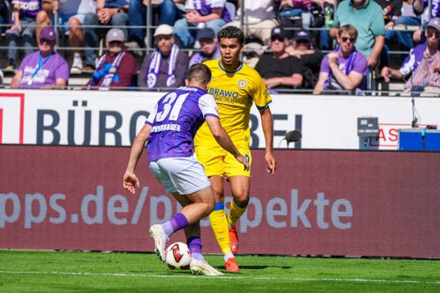 Yann Sturm (Eintracht Braunschweig, 7), Patrick Kammerbauer (VfL Osnabrück, 31), Deutschland: Fussball, 2. Bundesliga, Saison 2026 27, 4. Spieltag, 06.09.2026, VfL Osnabrück vs Eintracht Braunschweig, Stadion Bremer Brücke (Osnabrück, Niedersachsen) *** Yann Sturm, Eintracht Braunschweig, 7, Patrick Kammerbauer, VfL Osnabrück, 31, German Soccer, 2. Bundesliga, 2026–27 Season, Matchday 4, September 6, 2026, VfL Osnabrück vs. Eintracht Braunschweig, Bremer Brücke Stadium, Osnabrück, Lower Saxony Copyright: xLeonxFrickx