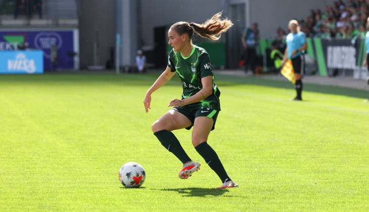 VfL vs. Brermen, BL Frauen Wolfsburg, 06.09.2026, Fußball, Frauen, Google Pixel Bundesliga, Saison 2026 2027, VfL Wolfsburg vs Werder Bremen: Smilla Vallotto (VfL Wolfsburg) AOK Stadion Niedersachsen Deutschland *** VfL vs. Bremen, Women s Bundesliga, Wolfsburg, September 6, 2026, Soccer, Women, Google Pixel Bundesliga, 2026–2027 Season, VfL Wolfsburg vs. Werder Bremen, Smilla Vallotto, VfL Wolfsburg, AOK Stadium, Lower Saxony, Germany