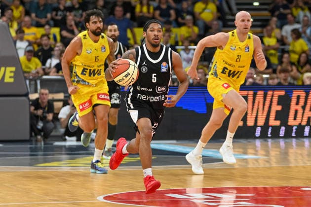 Basketball, friendly match, EWE Baskets Oldenburg v Veolia Towers Hamburg