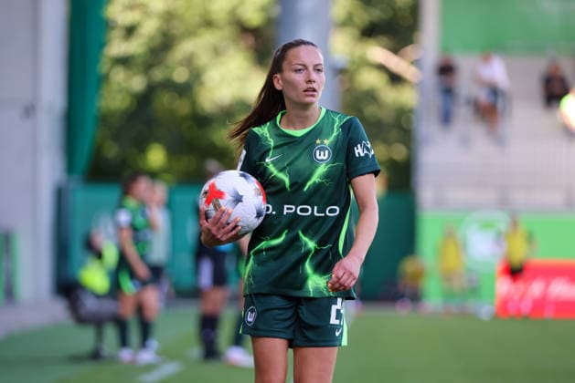 Wolfsburg, Deutschland: 06.09.2026 - 1. Frauenbundesliga - 3. Spieltag - VfL Wolfsburg Frauen vs. Werder Bremen Im Bild: Joelle Wedemeyer (Wolfsburg) *** Wolfsburg, Germany, September 6, 2026 – Women s Bundesliga, Matchday 3: VfL Wolfsburg Women vs. Werder Bremen. Pictured: Joelle Wedemeyer, Wolfsburg Copyright: HMBxMedia MadeleinexFantini