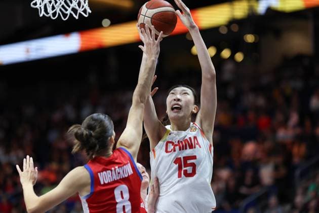 China™ Xu Han fights for the ball during a game between China and the Czech Republic in the group phase at the FIBA Women s Basketball World Cup, on Sunday 6 September 2026, in Berlin, Germany. The FIBA Women s Basketball World Cup takes place in Berlin from 4 to 23 September 2026. VIRGINIExLEFOUR  x185443917x