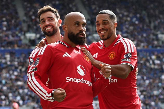 6th September 2026; Hill Dickinson Stadium, Liverpool, England; Premier League Football, Everton versus Manchester United, ManU Bryan Mbuemo of Manchester United celebrates after scoring for 0-1 after 47 minutes DavidxBlunsden