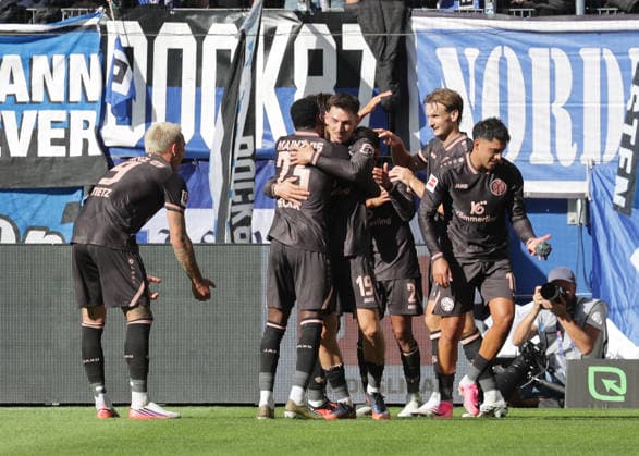 Fussball, Herren, Saison 2026 2027,1.Liga, Volksparkstadion, Hamburger SV gegen Mainz 05 DFL REGULATIONS PROHIBIT ANY USE OF PHOTOGRAPHS AS IMAGE SEQUENCES AND OR QUASI-VIDEO. *** Soccer, Men s, 2026–2027 Season, 1. Bundesliga, Volksparkstadion, Hamburger SV vs. Mainz 05. DFL regulations prohibit any use of photographs as image sequences and or quasi-video.