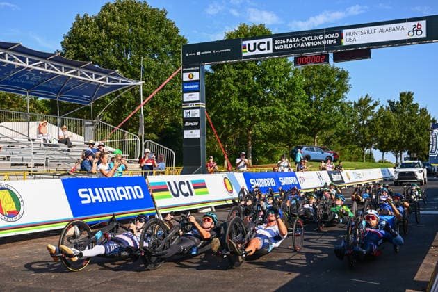2026 UCI Para-cycling Road World Championships Picture by Olly Hassell SWpix.com - 06 09 2026 - Cycling - 2026 UCI Para-cycling Road World Championships - Huntsville, Alabama, United States of America - Men™s H1 H2 road race start Huntsville Cummings Research Park United States of America Copyright: x xSWpix.comx(t axPhotographyxHubxLtd)xOllyxHassell SWpix.comx SWP-3030-22967