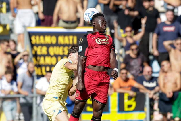 Serie a football match Frosinone Calcio vs Venezia Frosinone s Italian defender Giorgio Cittadini challenges for the ball with Venezia s Nigerian forward Akor Adams during the Serie A football match between Frosinone Calcio vs Venezia at the Benito Stirpe stadium in Frosinone, Italy on September 06, 2026. _BPH4507 Copyright: xAntonioxBalascox