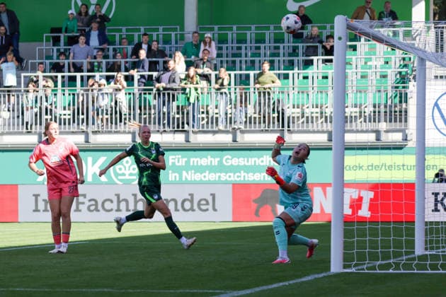 06.09.2026, xgrfx, Fussball Google Pixel Frauen-Bundesliga, VfL Wolfsburg - SV Werder Bremen v.l. Tor, Camilla Küver zum 3:2 (VfL Wolfsburg) Wolfsburg *** September 6, 2026, xgrfx, Soccer Google Pixel Women s Bundesliga, VfL Wolfsburg vs. SV Werder Bremen, goal, Camilla Küver scores the 3-2 goal for VfL Wolfsburg, Wolfsburg