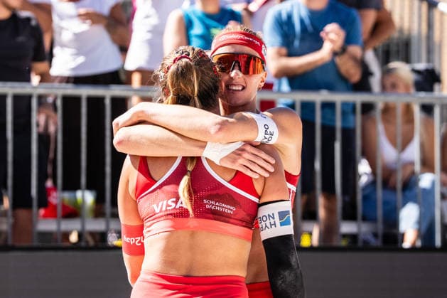 Beach volleyball, Beachvolleyball - MEVZA Schladming SCHLADMING,AUSTRIA,06.SEP.26 - BEACH VOLLEYBALL - win2day Tour PRO, MEVZA Schladming. Image shows the rejoicing of Dorina klinger (AUT) and Ronja Klinger (AUT).  GEPAxpictures xJulioxArellano
