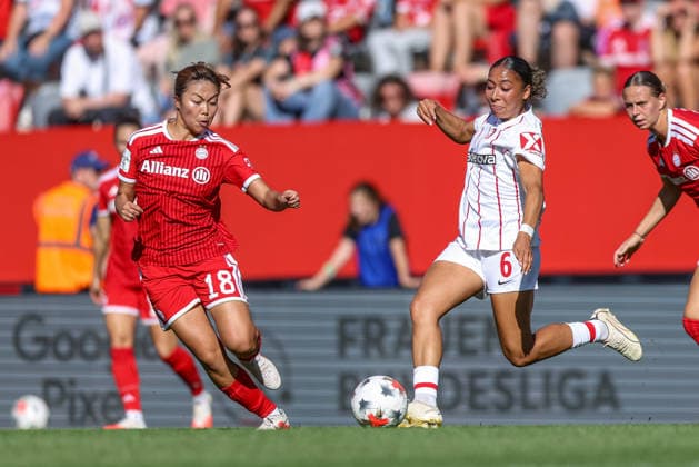 GER, München, FC Bayern München vs SC Freiburg, Google Pixel Frauen Bundesliga, Fussball, DFB, Spielzeit 2026 2027, FC Bayern Campus, 3. Spieltag im Bild v.l.: Momoko Tanikawa (FC Bayern München Frauen 18), Nicole Ojukwu (SC Freiburg Frauen 6) DFB DFL REGULATIONS PROHIBIT ANY USE OF PHOTOGRAPHS AS IMAGE SEQUENCES AND OR QUASI-VIDEO, 06.09.2026 *** GER, Munich, FC Bayern Munich vs. SC Freiburg, Google Pixel Women s Bundesliga, Soccer, DFB, 2026–2027 Season, FC Bayern Campus, Matchday 3 in Pictures: from left, Momoko Tanikawa, FC Bayern Munich Women s U-18, Nicole Ojukwu, SC Freiburg Women’s Team 6. DFB and DFL regulations prohibit any use of photographs as image sequences and or quasi-video. September 6, 2026 Copyright: HMBxMedia HendrikxHamelau