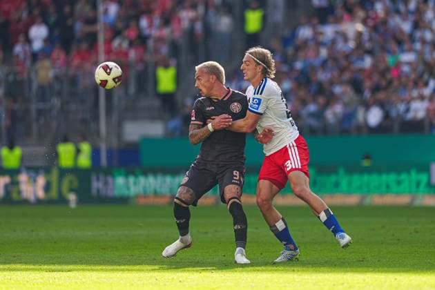 Phillip Tietz (1. FSV Mainz 05, 09), Sebastian Bornauw (Hamburger SV, 33) GER, Hamburger SV vs. 1. FSV Mainz 05, Fußball, 1. Bundesliga, Spieltag 02, Saison 2026 2027, 06.09.2026 DFL REGULATIONS PROHIBIT ANY USE OF PHOTOGRAPHS AS IMAGE SEQUENCES AND OR QUASI-VIDEO GER, Hamburger SV vs. 1. FSV Mainz 05, Fußball, 1. Bundesliga, Spieltag 02, Saison 2026 2027, 06.09.2026 Hamburg *** Phillip Tietz, 1 FSV Mainz 05, 09, Sebastian Bornauw, Hamburger SV, 33 GER, Hamburger SV vs. 1 FSV Mainz 05, Soccer, 1. Bundesliga, Matchday 02, 2026–2027 Season, September 6, 2026 DFL regulations prohibit any use of photographs as image sequences and or quasi-video GER, Hamburger SV vs. 1 FSV Mainz 05, soccer, 1st Bundesliga, Matchday 02, 2026–2027 Season, September 6, 2026, Hamburg Copyright: xEibner-Pressefoto MarcelxvonxFehrnx EP_MFN