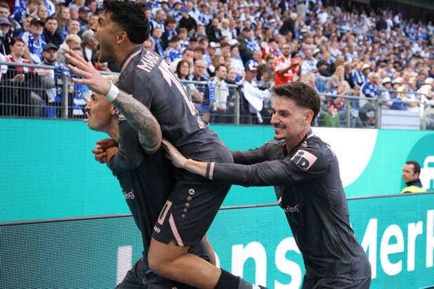 2026.09.06 xfsx Fussball 1. Bundesliga Hamburger Sportverein - 1. FSV Mainz 05 v.l. Phillip Tietz (1.FSV Mainz 05, 9) feiert das 3:0 fuer 1.FSV Mainz 05 (DFL DFB regulations prohibit any use of photographs as image sequences and or quasi-video. *** September 6, 2026 xfsx Soccer 1 Bundesliga Hamburger Sportverein 1 FSV Mainz 05 v l Phillip Tietz 1 FSV Mainz 05, 9 celebrates the 3–0 win for 1. FSV Mainz 05. DFL and DFB regulations prohibit any use of photographs as image sequences and or quasi-video. Copyright: HMBxMedia FernandoxSoares