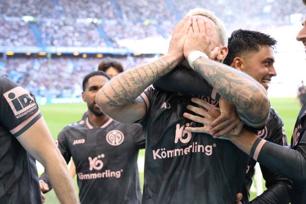 2026.09.06 xfsx Fussball 1. Bundesliga Hamburger Sportverein - 1. FSV Mainz 05 v.l. Phillip Tietz (1.FSV Mainz 05, 9) feiert das 3:0 fuer 1.FSV Mainz 05 (DFL DFB regulations prohibit any use of photographs as image sequences and or quasi-video. *** September 6, 2026 xfsx Soccer 1 Bundesliga Hamburger Sportverein 1 FSV Mainz 05 v l Phillip Tietz 1 FSV Mainz 05, 9 celebrates the 3–0 win for 1. FSV Mainz 05. DFL and DFB regulations prohibit any use of photographs as image sequences and or quasi-video. Copyright: HMBxMedia FernandoxSoares