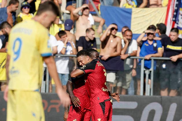 Serie a football match Frosinone Calcio vs Venezia Venezia s Belgian defender Richie Sagrado celebrates after scoring a goal of 2- 2 during the Serie A football match between Frosinone Calcio vs Venezia at the Benito Stirpe stadium in Frosinone, Italy on September 06, 2026. _BPH5425 Copyright: xAntonioxBalascox