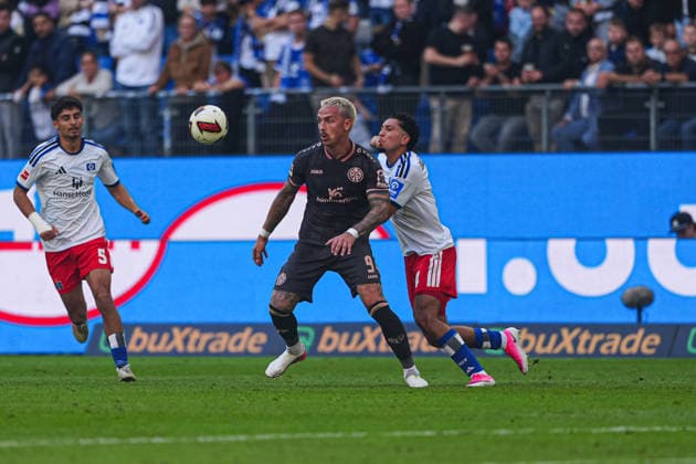 Phillip Tietz (1. FSV Mainz 05, 09), Bilal Nadir (Hamburger SV, 04) GER, Hamburger SV vs. 1. FSV Mainz 05, Fußball, 1. Bundesliga, Spieltag 02, Saison 2026 2027, 06.09.2026 DFL REGULATIONS PROHIBIT ANY USE OF PHOTOGRAPHS AS IMAGE SEQUENCES AND OR QUASI-VIDEO GER, Hamburger SV vs. 1. FSV Mainz 05, Fußball, 1. Bundesliga, Spieltag 02, Saison 2026 2027, 06.09.2026 Hamburg *** Phillip Tietz, 1 FSV Mainz 05, 09; Bilal Nadir, Hamburger SV, 04 GER; Hamburger SV vs. 1 FSV Mainz 05, Soccer, Bundesliga 1, Matchday 02, 2026–2027 Season, September 6, 2026 DFL regulations prohibit any use of photographs as image sequences and or quasi-video GER, Hamburger SV vs. 1 FSV Mainz 05, soccer, 1st Bundesliga, Matchday 02, 2026–2027 Season, September 6, 2026, Hamburg Copyright: xEibner-Pressefoto MarcelxvonxFehrnx EP_MFN