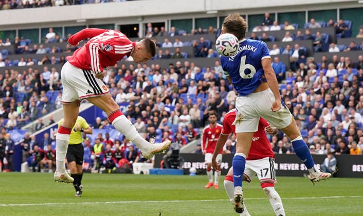 Liverpool, England, 6th September 2026. Benjamin Sesko of Manchester United, ManU (C) scores their second goal during the Everton vs Manchester United Premier League match at Hill Dickinson Stadium, Liverpool. Picture credit should read: Andrew Yates Sportimage EDITORIAL USE ONLY. No use with unauthorised audio, video, data, fixture lists, club league logos or live services. Online in-match use limited to 120 images, no video emulation. No use in betting, games or single club league player publications. SPI_011_AY_EVERTON_MAN_UTD SPI-4979-0011