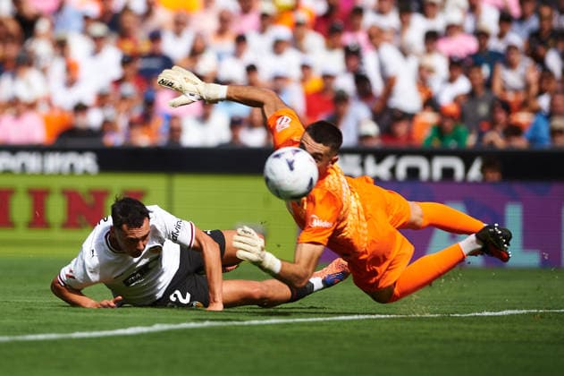 Arnau Martinez of Valencia CF during the LaLiga EA Sports match between Valencia CF and FC Barcelona at Mestalla on September 6, 2026, in Valencia, Spain