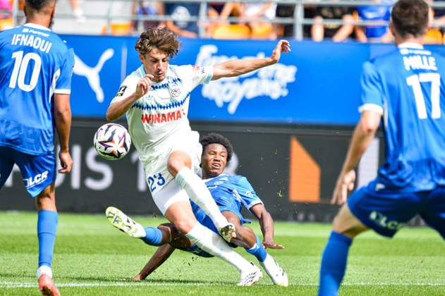 RUGBY : Stade Francais vs USA Perpignan - Top 14 - JournÃ e 1 - 05 09 2026 Dermane Karim (ESTAC Troyes) Diogo Sousa (RC Strasbourg) ParisFrance  Copyright: xBaptistexAutissierx