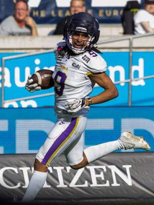 Interception touchdown from 9 Amani Dennis (Cornerback) Vienna Vikings Vienna Vikings vs Panthers Wroclaw, American Football League Europe, Golden Bowl Final, 2026, 06.09.2026, Duisburg Schauinsland-Reisen-Arena Germany Copyright: xPFA ChristopherxMettkenx