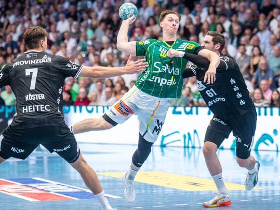Ole Pregler (Frisch Auf Göppingen), 23, facing off against Hendrik Pekeler (THW Kiel), 61, Frisch Auf Göppingen vs. THW Kiel, Handball, 1st Bundesliga, Men, 2026–2027 Season, September 6, 2026, Frisch Auf Goeppingen vs. THW Kiel, Handball, 1st Bundesliga, Men, 2026–2027 season, September 6, 2026, Goeppingen Copyright: xEibner-Pressefoto MichaelxSchmidx EP_MST