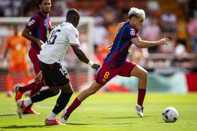 September 6, 2026, Valencia, Spain, Spain: Pedro GONZALEZ LOPEZ (Pedri) of Barcelona during the LaLiga match between Valencia CF and FC Barcelona, Barca at Estadi de Mestalla on September 06, 2026 in Valencia, Spain. Omar Arnau Valencia Spain - ZUMAm308 20260906_zsp_m308_002 Copyright: xMatthieuxMirvillex