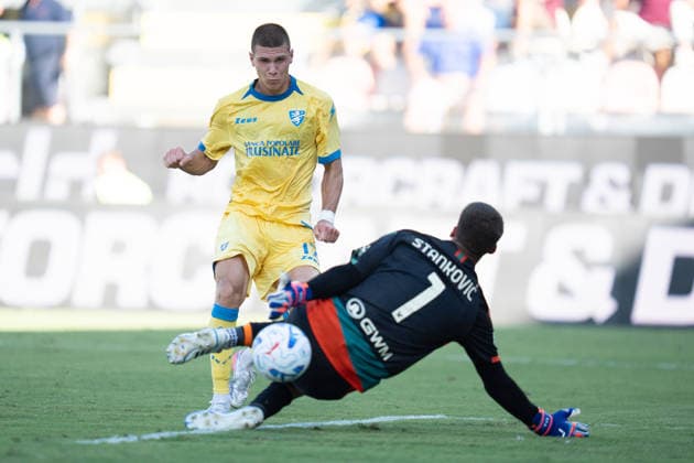 Frosinone Calcio v Venezia FC - Serie A Enilive Giorgi Kvernadze of Frosinone Calcio scores third goal during the Serie A Enilive match between Frosinone Calcio and Venezia FC at Stadio Benito Stirpe on September 6, 2026 in Frosinone, Italy Frosinone Stadio Benito Stirpe Lazio Italy Copyright: xGiuseppexMaffiax 20260906_164658_SerieA_Frosinone-Venezia_LIA04314
