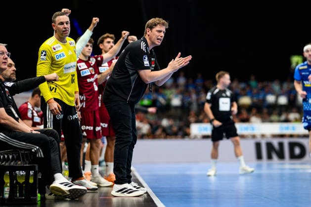 TVB Stuttgart vs. Füchse Berlin, Handball 1 Bundesliga, Men s, 2026–2027 Season, TVB Stuttgart vs. Füchse Berlin, Porsche Arena, Berlin Coach Nicolej Krickau gesticulates, Stuttgart, Porsche Arena, Baden-Württemberg, Germany