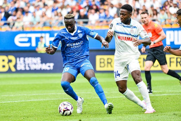 FOOTBALL : ESTAC Troyes x AS Monaco - Ligue 1 - JournÃ e 03 - 06 09 2026 Dario Essugo (RC Strasbourg) Mouhamed Diop (ESTAC Troyes) TroyesFrance  Copyright: xBaptistexAutissierx