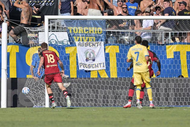 Foto IPP Roberto Ramaccia Frosinone 6 09 2026 Calcio Campionato di Serie A 2026 2027 Frosinone vs Venezia Nella foto John Yeboah of Venezia scores the goal for 2-1 italyphotopress world copyright Frosinone italy Italia ITALY  Copyright: xR4924_italyphotopressx