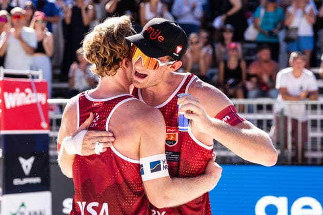 Beach volleyball, Beachvolleyball - MEVZA Schladming SCHLADMING,AUSTRIA,06.SEP.26 - BEACH VOLLEYBALL - win2day Tour PRO, MEVZA Schladming. Image shows Tim Berger (AUT) and Timo Hammarberg (AUT).  GEPAxpictures xJulioxArellano