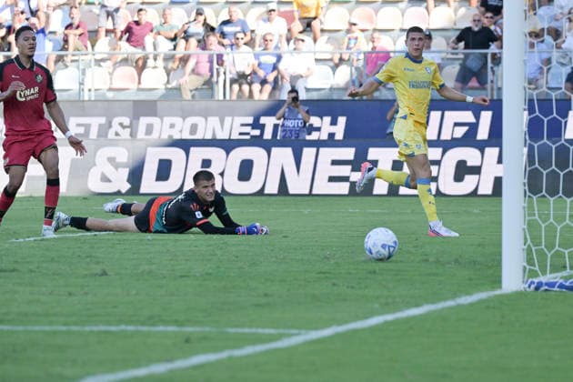 2026 Serie A Enilive Football Match Frosinone v Venezia Sep 6 6 Sep 2026; Benito Stirpe Stadium, Frosinone, Italy; Serie A Enilive Football Match; Frosinone versus Venezia; Giorgi Kvernadze of Frosinone scores the goal for 3-2 Frosinone Lazio Italy Copyright: xRobertoxRamacciax