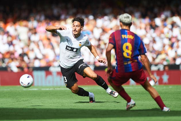 Filip Ugrinic of Valencia CF during the LaLiga EA Sports match between Valencia CF and FC Barcelona at Mestalla on September 6, 2026, in Valencia, Spain