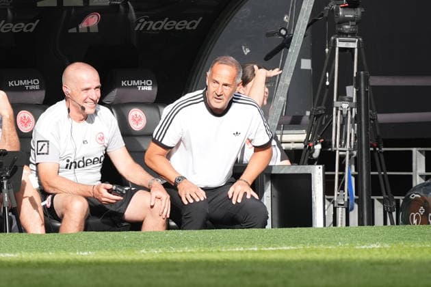 Trainer Adi Hütter (Eintracht Frankfurt) - 06.09.2026 Bundesliga, Saison 26 27: Eintracht Frankfurt vs. FC Augsburg, Deutsche Bank Park, 2. Spieltag *** Coach Adi Hütter, Eintracht Frankfurt, September 6, 2026, Bundesliga, 2026–2027 season, Eintracht Frankfurt vs. FC Augsburg, Deutsche Bank Park, Matchday 2