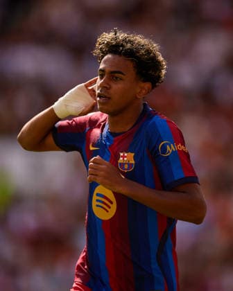 Valencia CF v FC Barcelona, Barca - LaLiga EA Sports 2026 27 Lamine Yamal of FC Barcelona celebrates after scoring the team s first goal during the LaLiga EA Sports match between Valencia CF and FC Barcelona at Mestalla stadium in Valencia, Spain, on September 6, 2026. Valencia Spain  Copyright: xDavidxAliagax originalFilename:aliaga-valencia260906_np4Dw.jpg